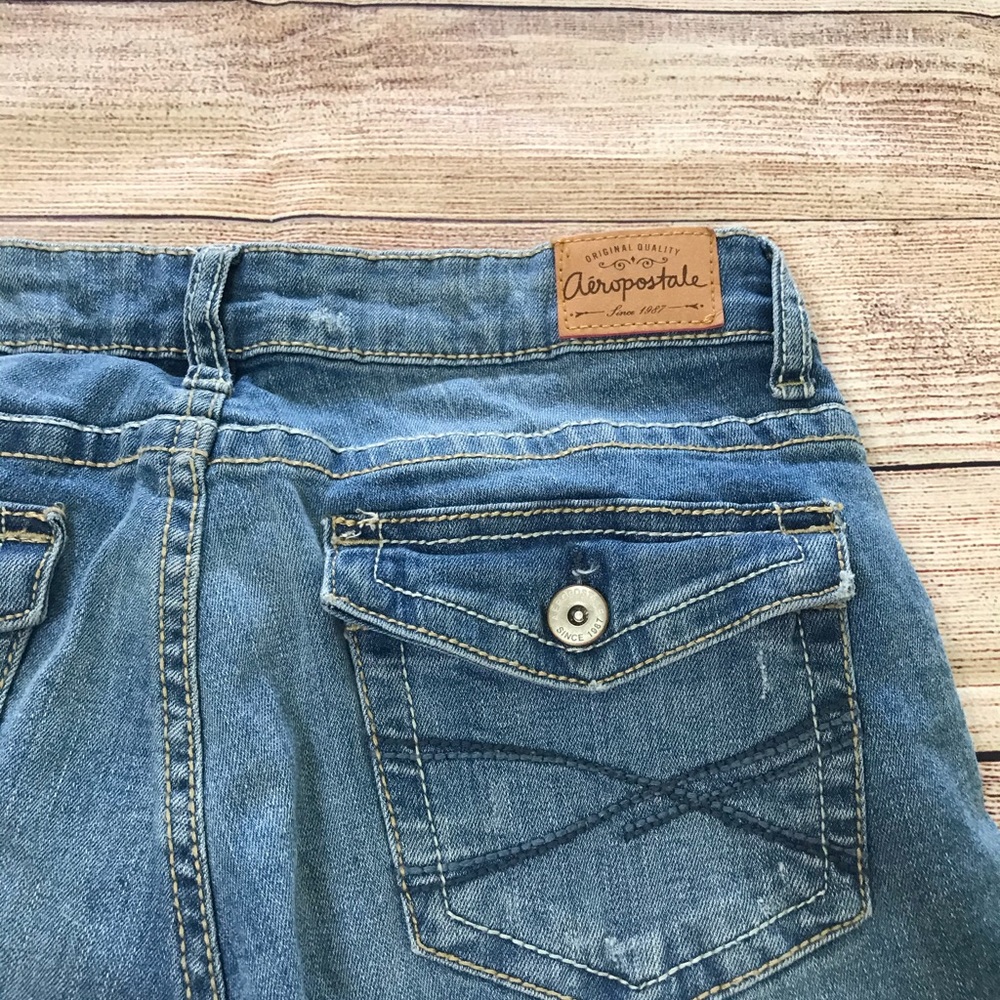 Aeropostale Capri - Size 6 - Picture 4 of 4